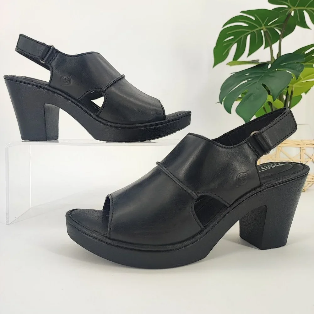 Born Women’s Wekiva Black Leather Ankle Sandals Size 8M